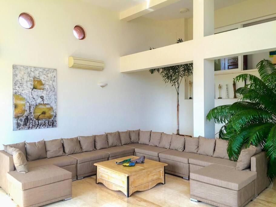 Dolphin Heights 5bhk Sea View Pool