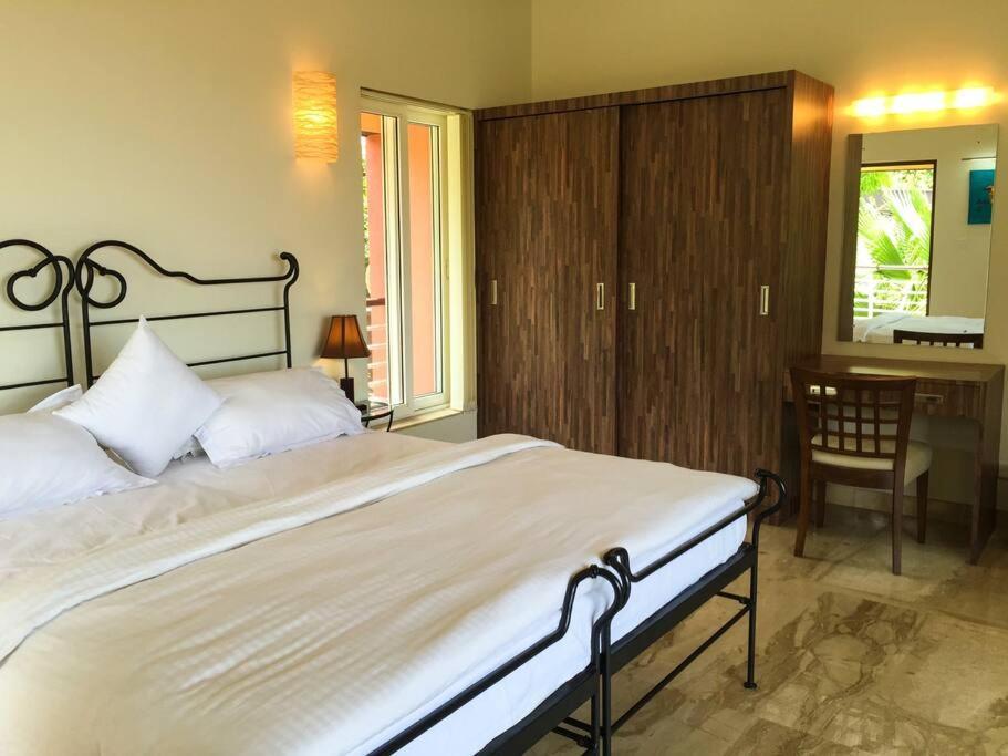 Dolphin Heights 5bhk Sea View Pool Villa