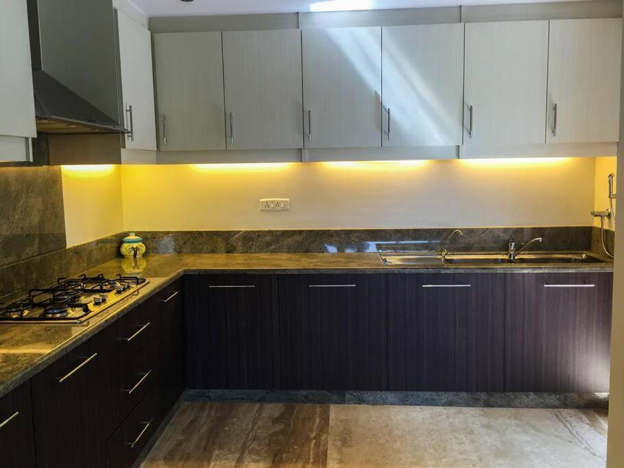 Dolphin Heights 5bhk Sea View Pool Villa *
