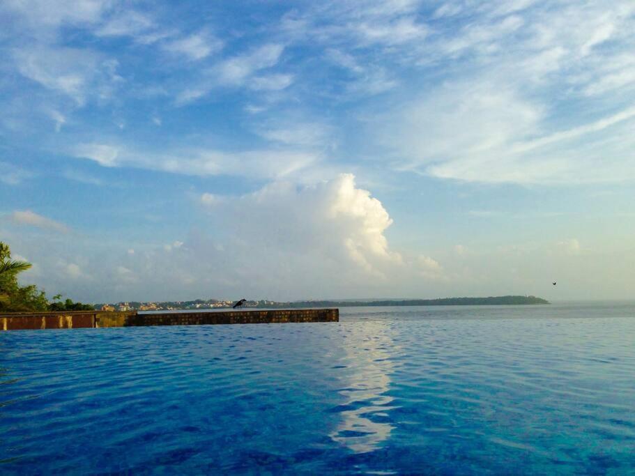 Dolphin Heights 5bhk Sea View Pool Candolim