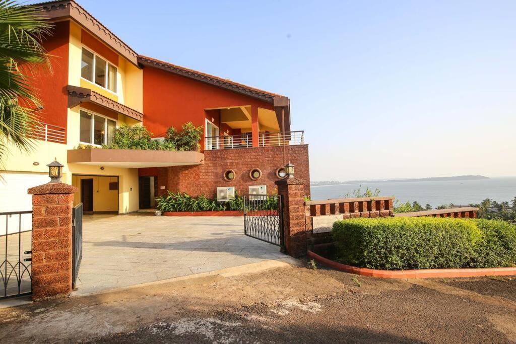 Villa Dolphin Heights 5bhk Sea View Pool