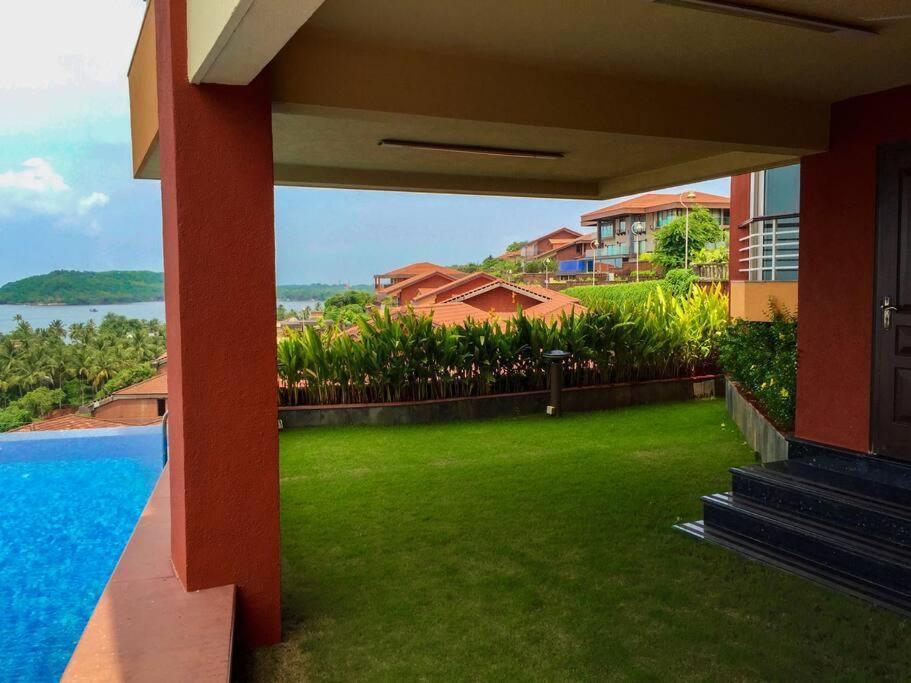 Villa Dolphin Heights 5bhk Sea View Pool Candolim