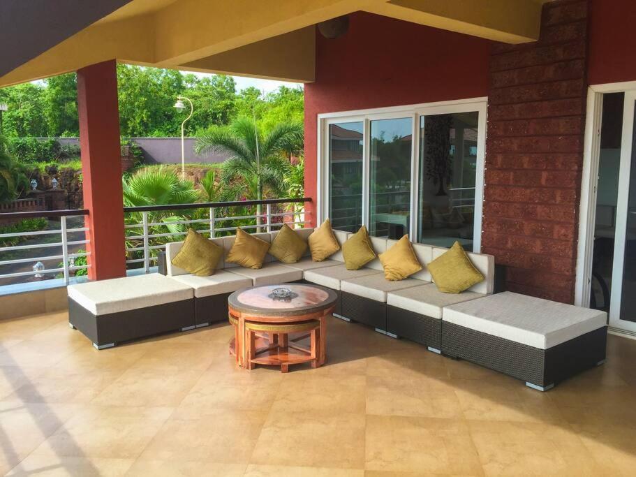 Dolphin Heights 5bhk Sea View Pool * Candolim